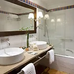 De 4* خارانديا دي لا فيرا