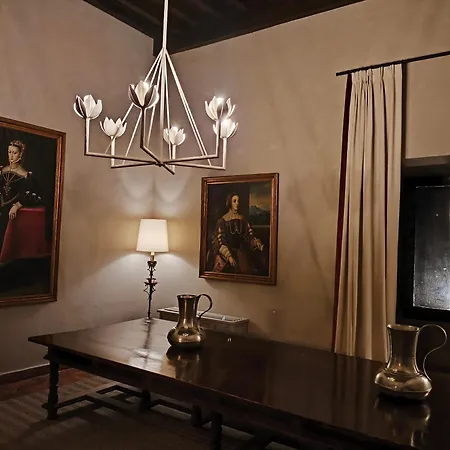Hotel De 4*