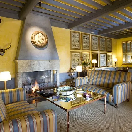 Hotel De 4*