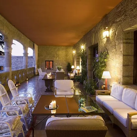 Hotel De 4*