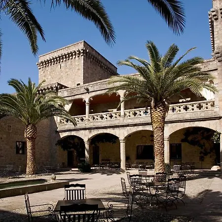 Hotel De 4*